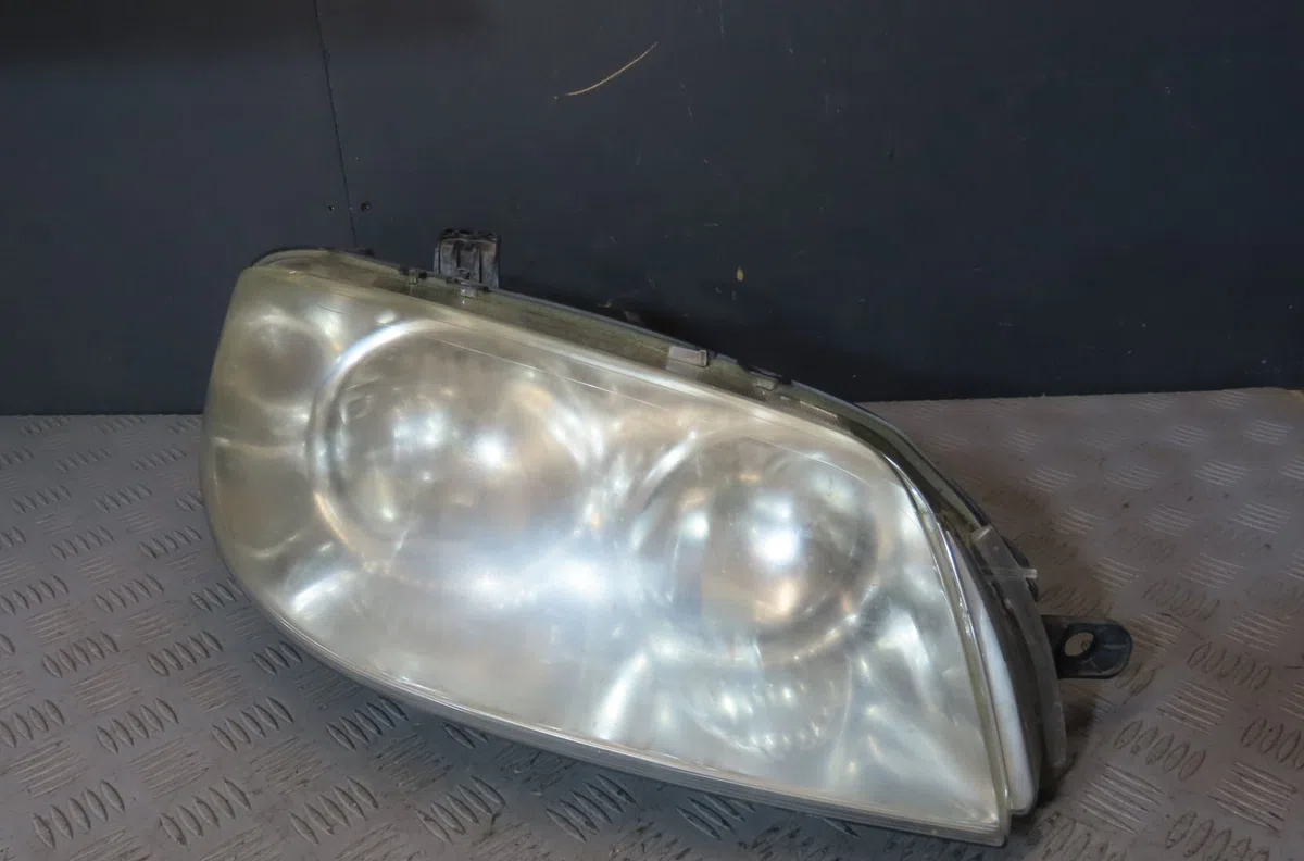 Phare droit Fiat PUNTO (188_) 1.2 60 (188.030, .050, .130, .150, .230, .250) (1999-2010) occasion