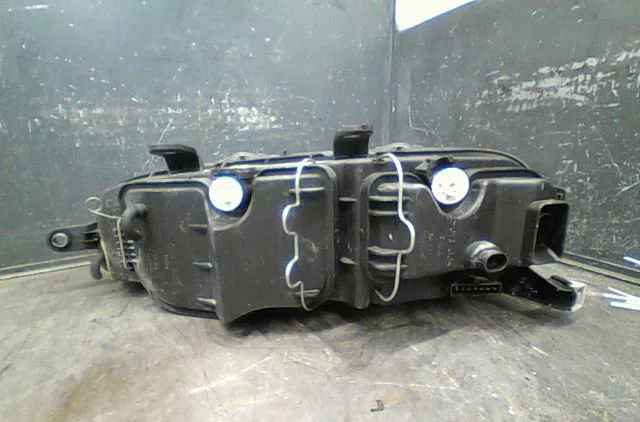 Phare droit Fiat PUNTO (188_) 1.9 jtd (2001-2012) occasion