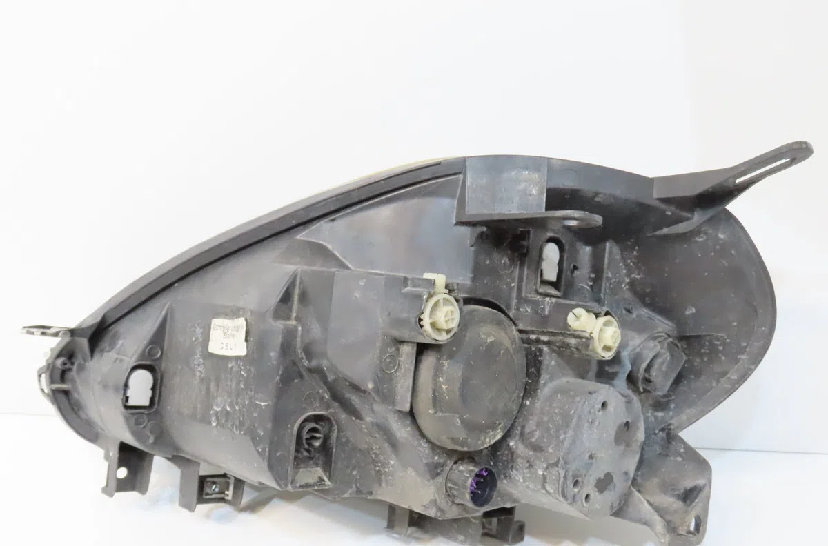 Phare droit Fiat PUNTO (199_) 1.4 (199axb1a, 199bxb1a, 199bxb11, 199axb11) (2012) occasion