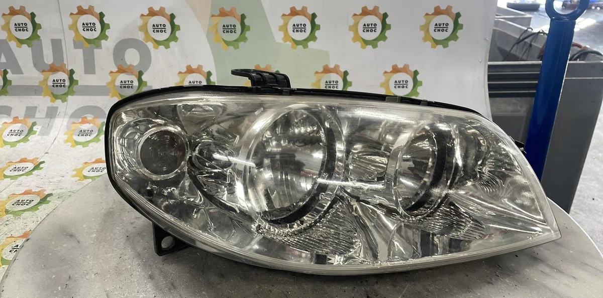 Phare droit FIAT PUNTO 2 PHASE 2 occasion