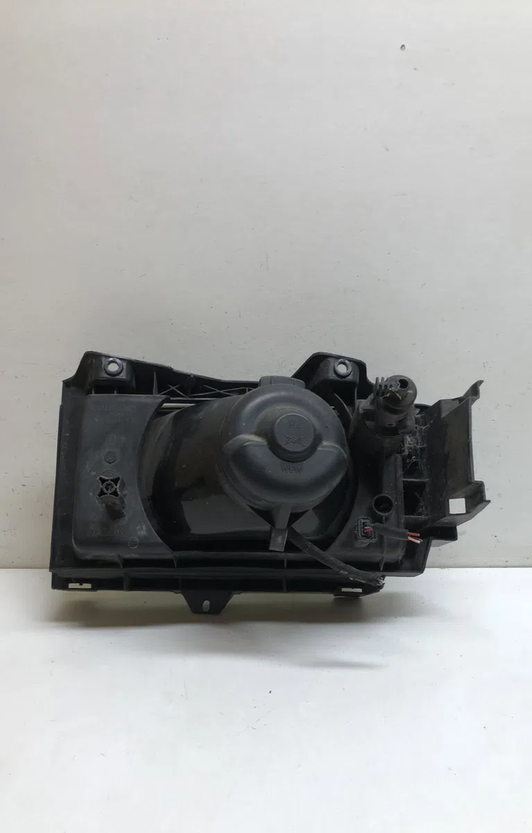 Phare droit Fiat SCUDO Camionnette (220_) 1.9 td (1998-2006) occasion