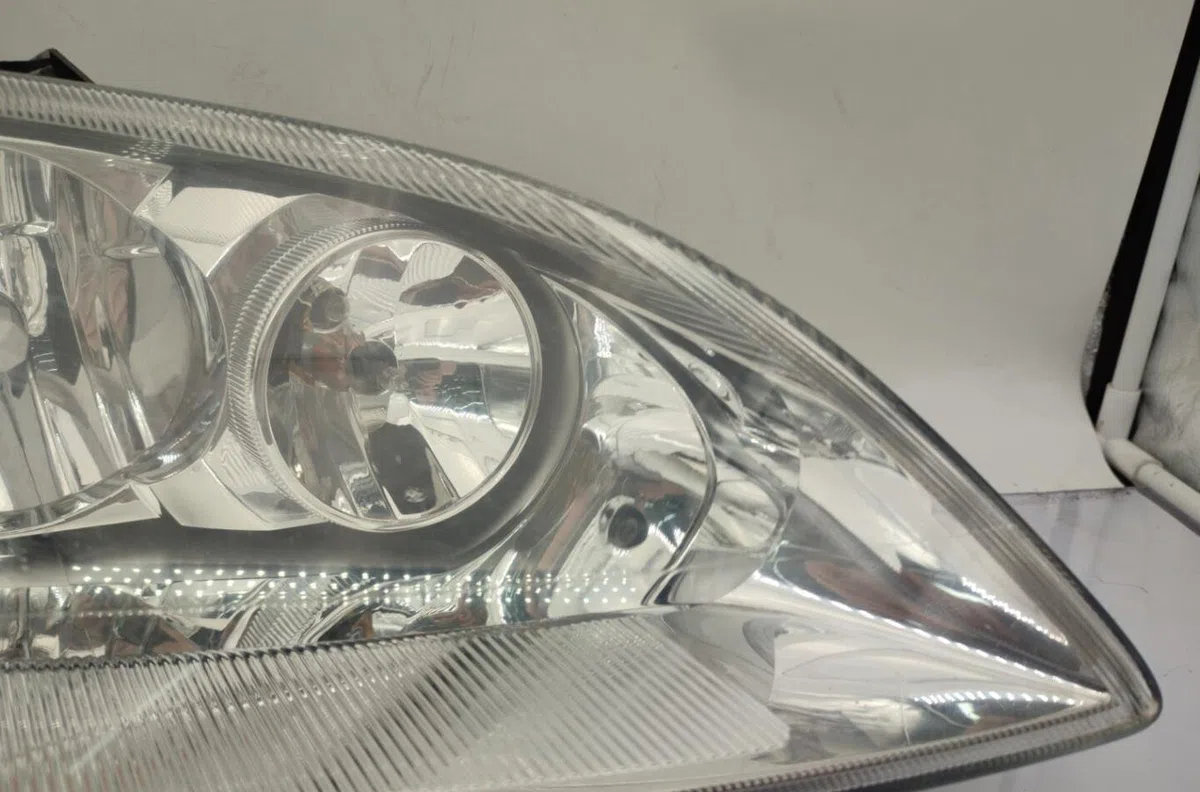 Phare droit FORD C-MAX 1 PHASE 1 occasion