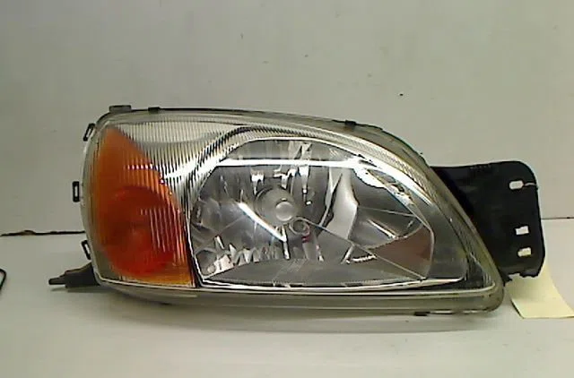 Phare droit Ford FIESTA IV (JA_, JB_) 1.8 di (2000-2002) occasion