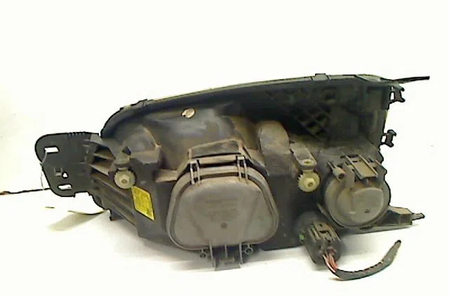 Phare droit Ford FIESTA IV (JA_, JB_) 1.8 di (2000-2002) occasion