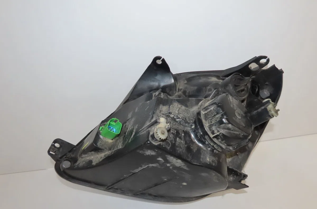 Phare droit Ford FIESTA V (JH_, JD_) 1.6 16v (2001-2008) occasion