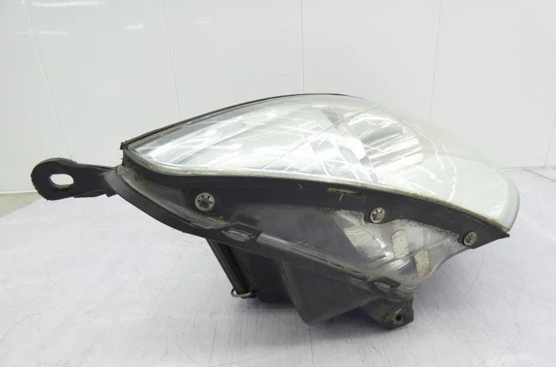 Phare droit FORD FOCUS 1 BREAK occasion