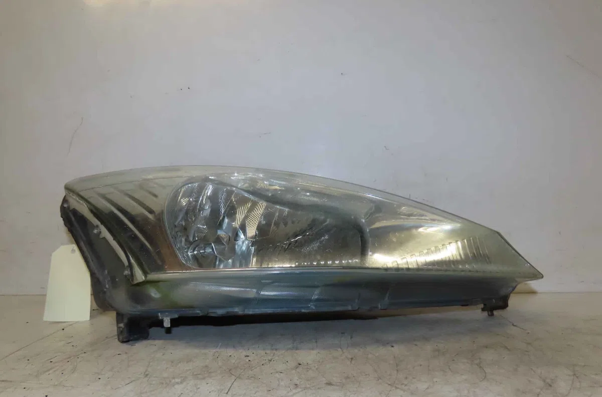 Phare droit FORD FOCUS I occasion