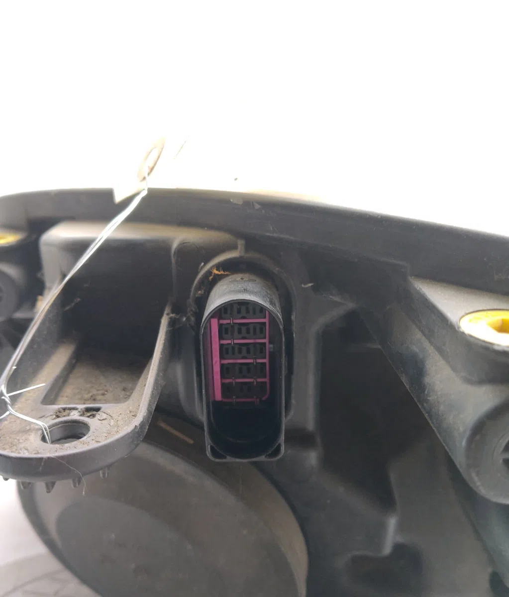 Phare droit FORD KUGA I occasion