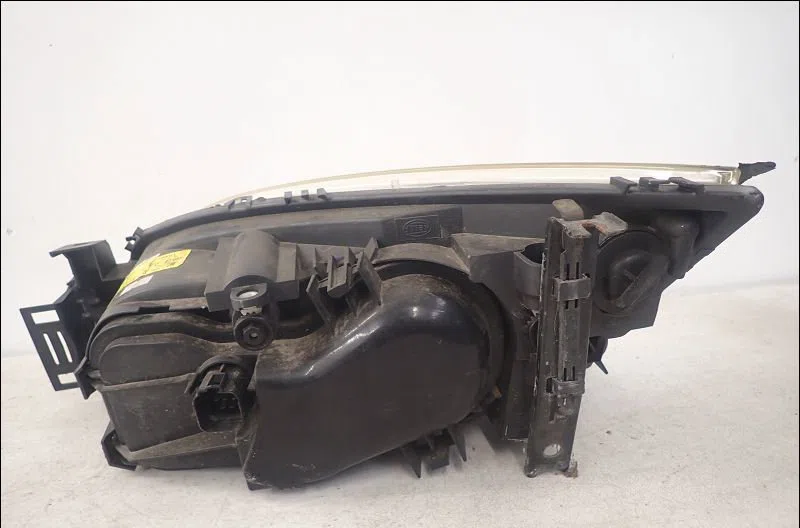 Phare droit Ford MONDEO III (B5Y) 2.0 16v tddi - tdci (2000-2007) 5 portes occasion