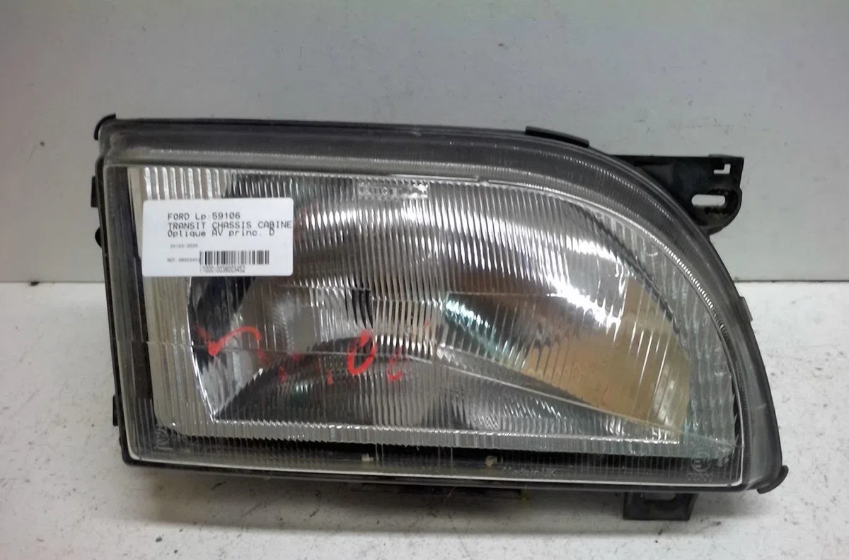 Phare droit Ford TRANSIT Camion plate-forme-Châssis (E_ _) 2.5 di (eme-l-s, ene-l-s) (1991-1994) occasion