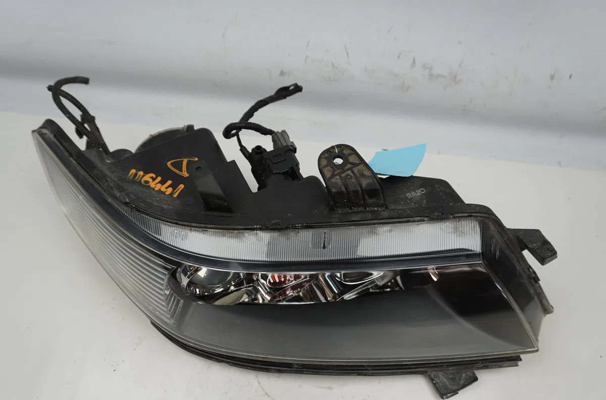 Phare droit Honda ACCORD VII (CL, CN) 2.2 i-ctdi (cn1) (2004-2008) occasion