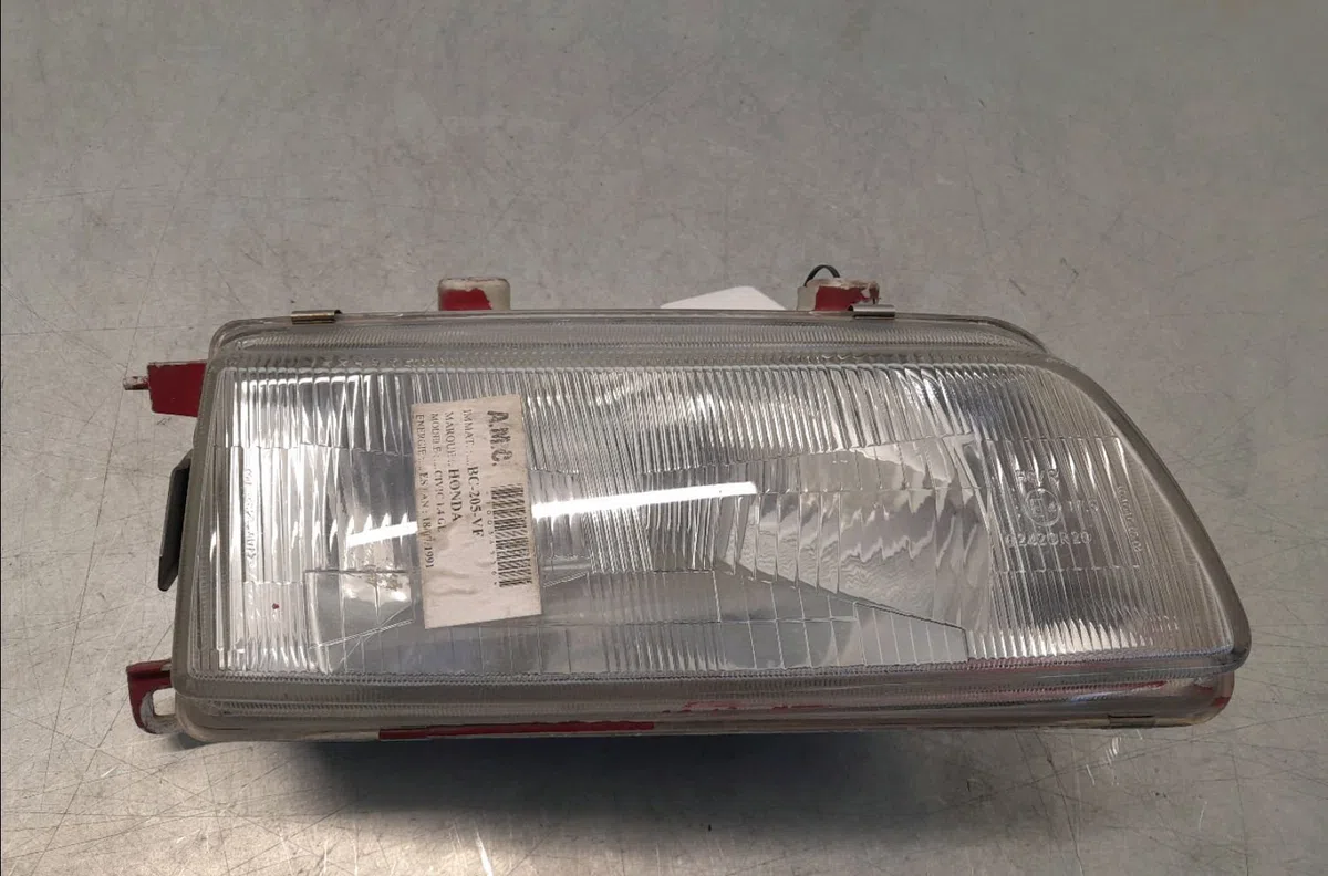 Phare droit HONDA CIVIC III  1.4i occasion