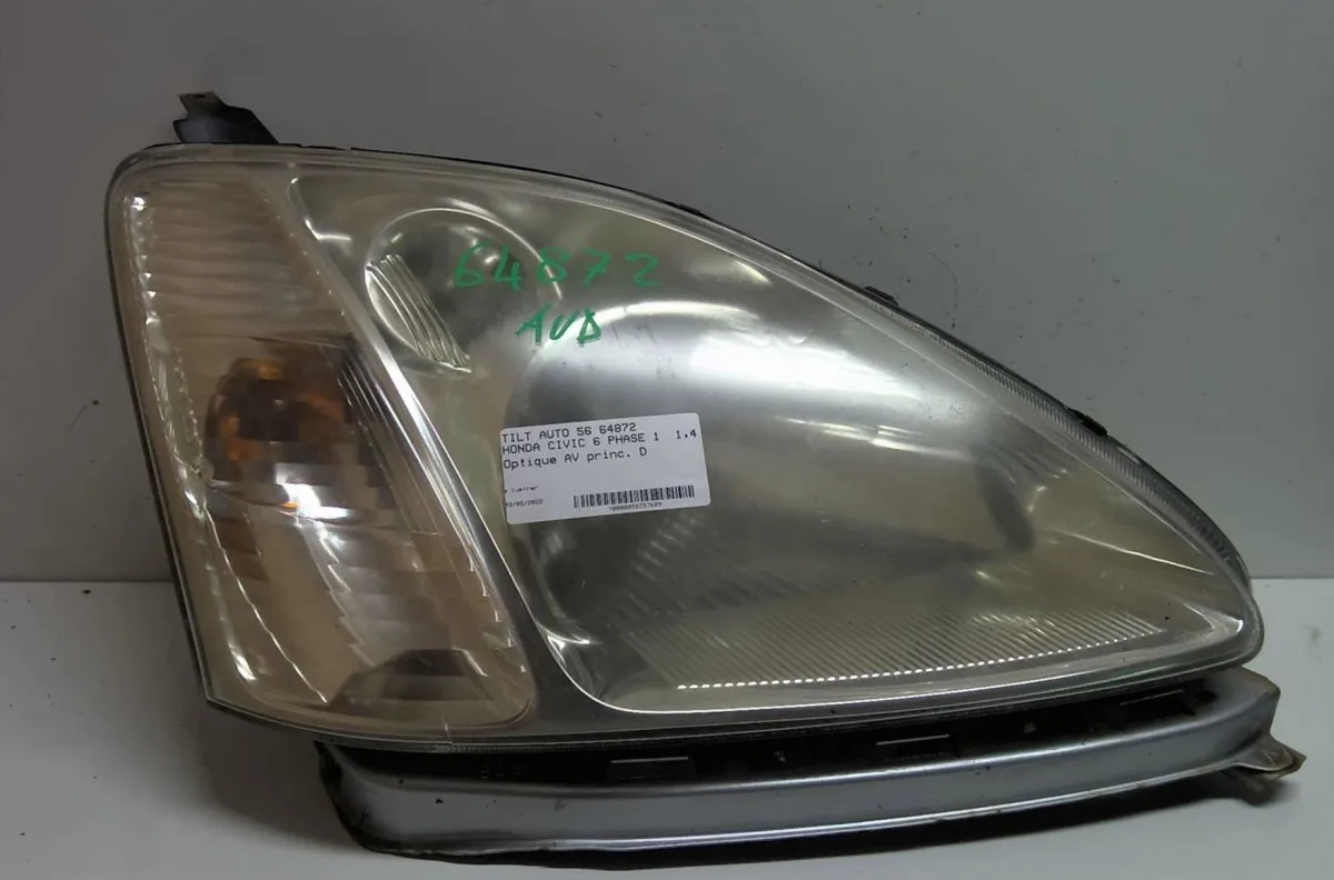 Phare droit Honda CIVIC VII Hatchback (EU, EP, EV) 1.4 is (ep1, eu5, eu7) (2000-2005) occasion