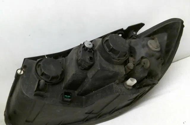 Phare droit Hyundai SANTA FÉ II (CM) 2.2 crdi 4x4 (2006-2009) occasion