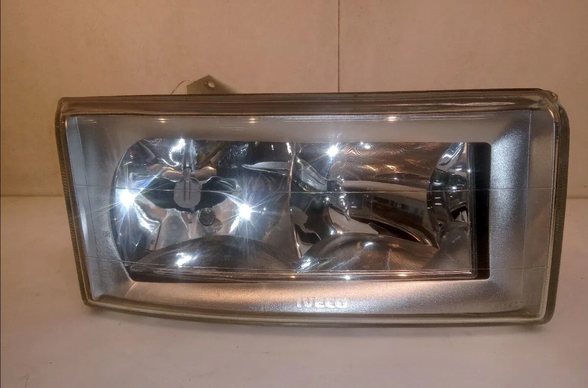 Phare droit Iveco DAILY III Camionnette 29 l 11 v (1999-2007) occasion