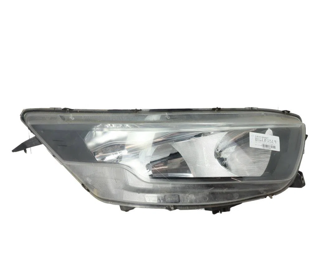 Phare droit Iveco DAILY VI Camion plate-forme-Châssis 33s14, 35s14, 35c14 (2016) occasion
