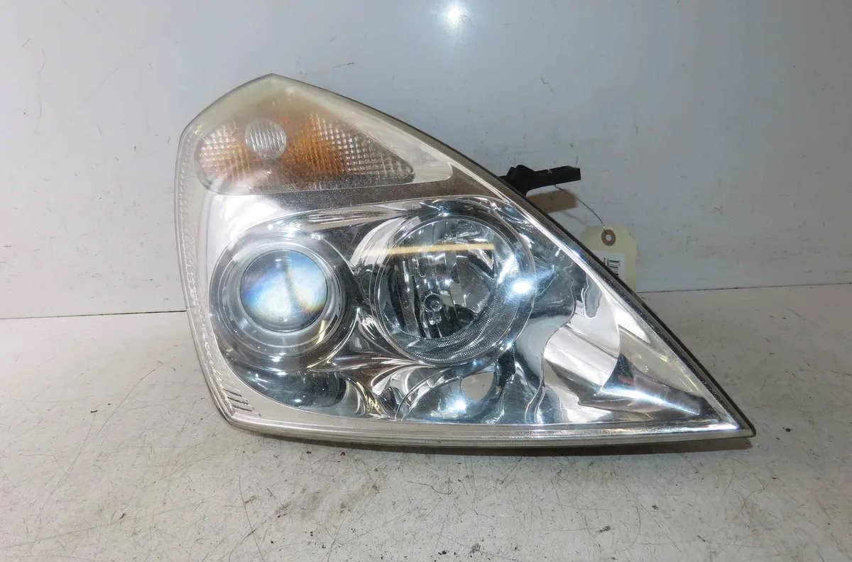 Phare droit KIA CARNIVAL II occasion