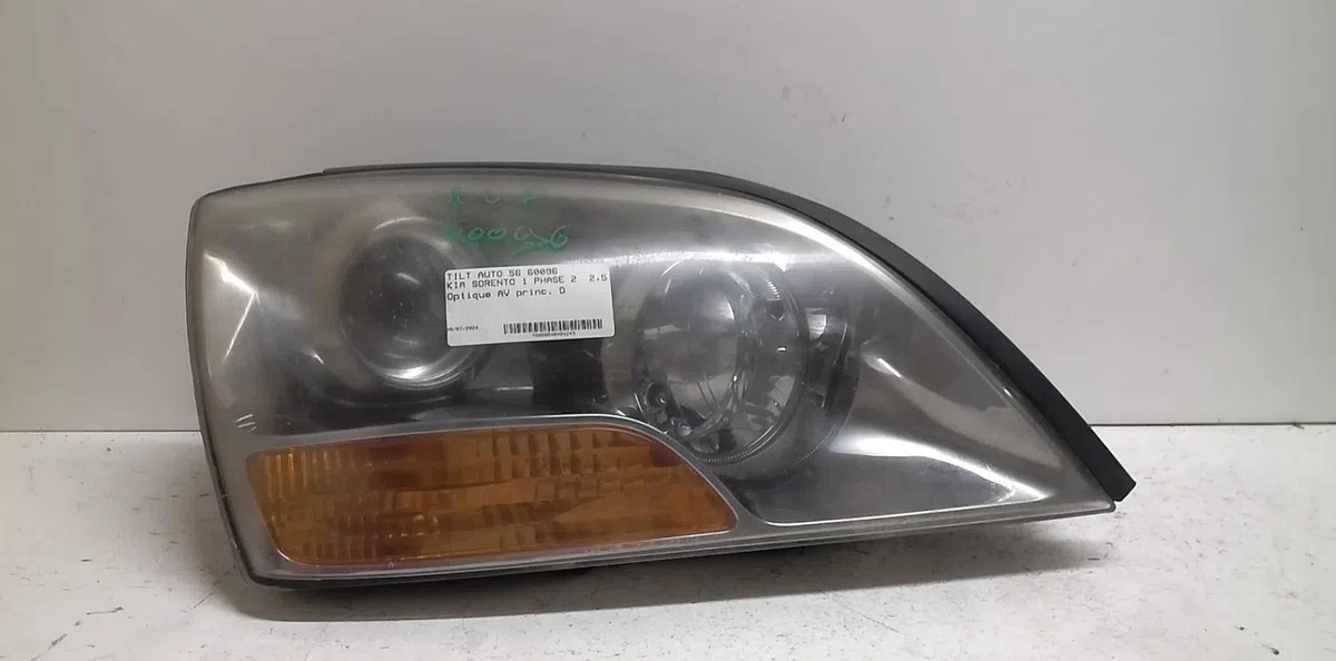 Phare droit Kia SORENTO I (JC) 2.5 crdi (2006-2011) occasion