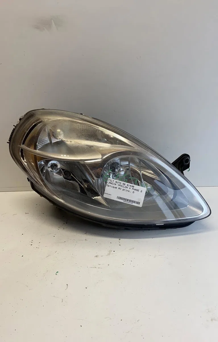 Phare droit Lancia YPSILON (843_) 1.3 d multijet (843.axf11, 843.axf1a, 843.axm11,... (2006-2011) occasion