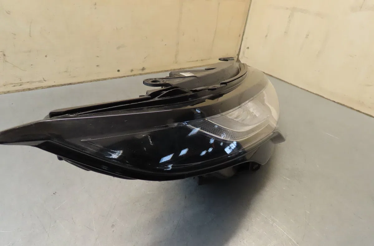 Phare droit Land rover RANGE ROVER EVOQUE (L538) 2.0 d 4x4 (2015-2019) occasion