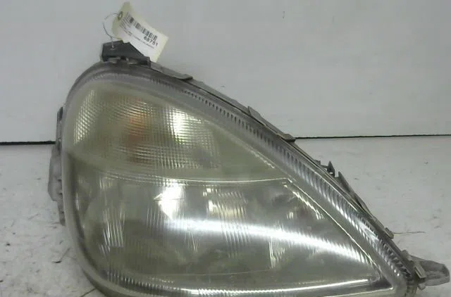 Phare droit Mercedes-benz CLASSE A (W168) A 160 (168.033, 168.133) (1997-2004) occasion
