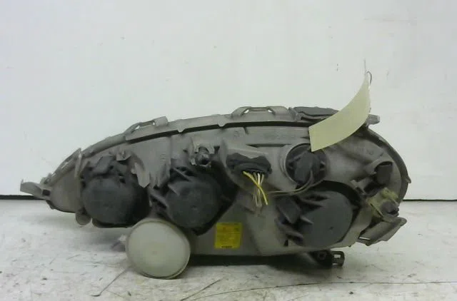 Phare droit Mercedes-benz CLASSE A (W168) A 160 (168.033, 168.133) (1997-2004) occasion