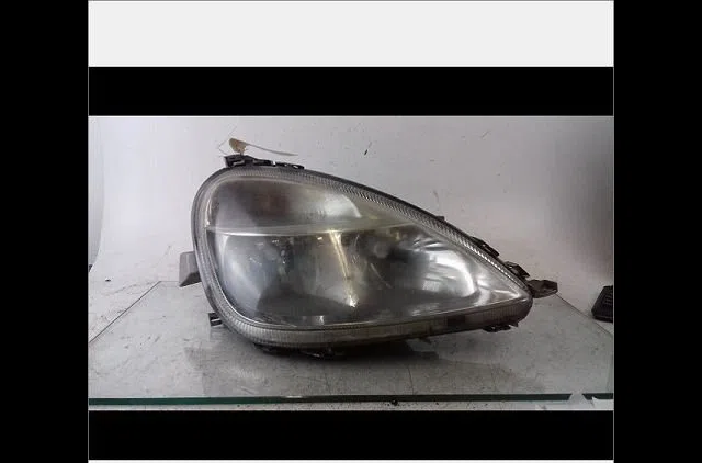 Phare droit Mercedes-benz CLASSE A (W168) A 190 (168.032, 168.132) (1999-2004) occasion