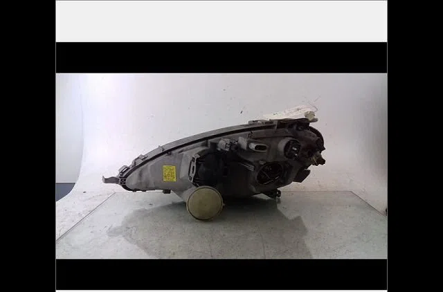 Phare droit Mercedes-benz CLASSE A (W168) A 190 (168.032, 168.132) (1999-2004) occasion