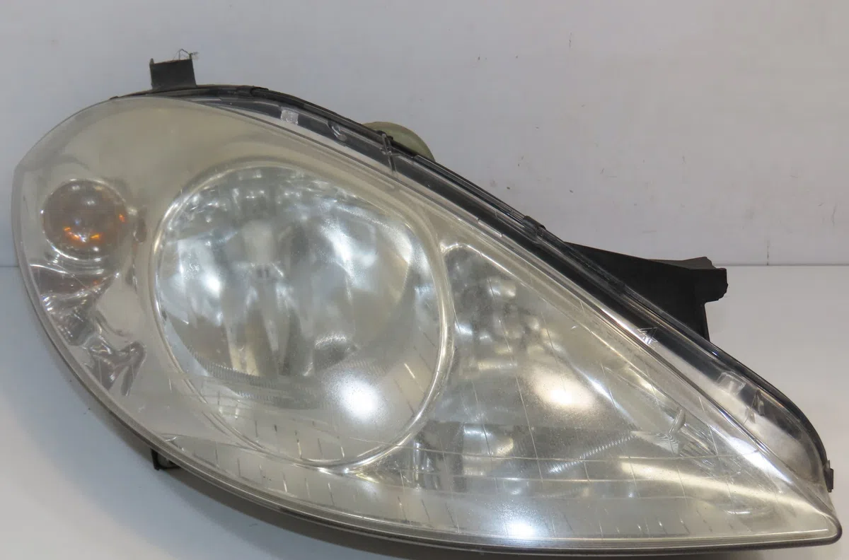 Phare droit Mercedes-benz CLASSE A (W169) A 200 cdi (169.008, 169.308) (2004-2012) 5 portes occasion