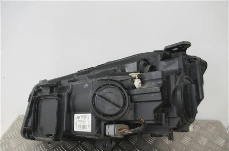 Phare droit Mercedes-benz CLASSE A (W176) A 180 cdi - d (176.012) (2012-2018) occasion