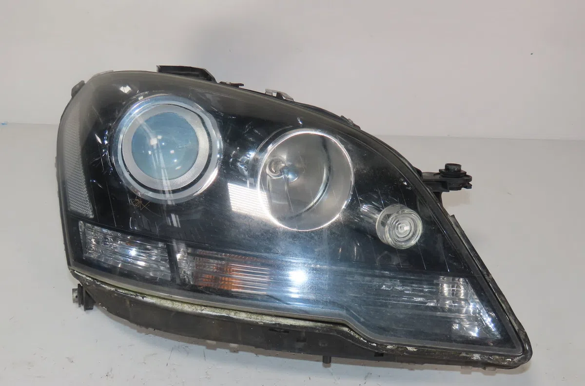 Phare droit Mercedes-benz CLASSE M (W164) Ml 350 cdi 4-matic (164.125, 164.124) (2009-2011) occasion