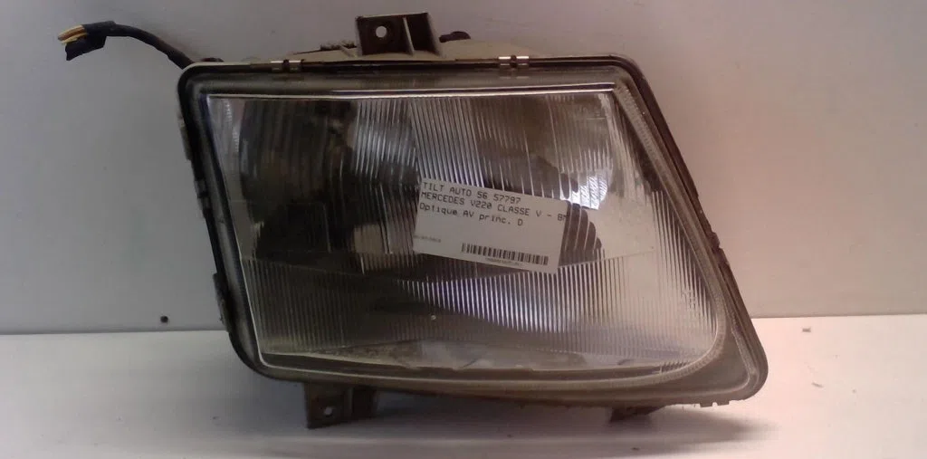 Phare droit Mercedes-benz CLASSE V (638-2) V 220 cdi (638.294) (1999-2003) occasion