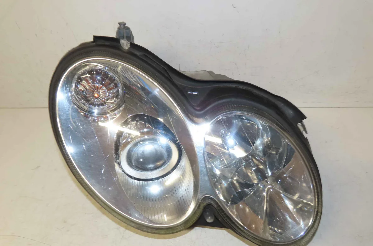 Phare droit MERCEDES CLASSE CLK II occasion