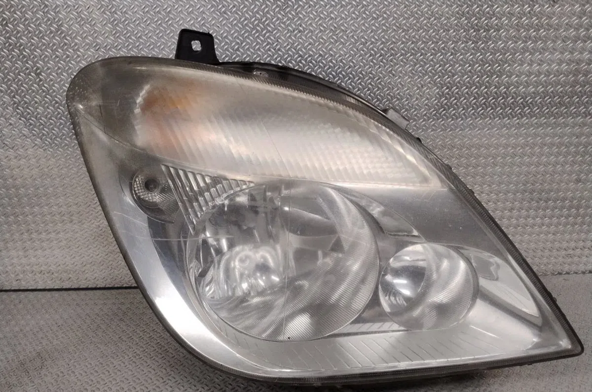 Phare droit MERCEDES SPRINTER 2  SPRINTER 2 PHASE 1 occasion