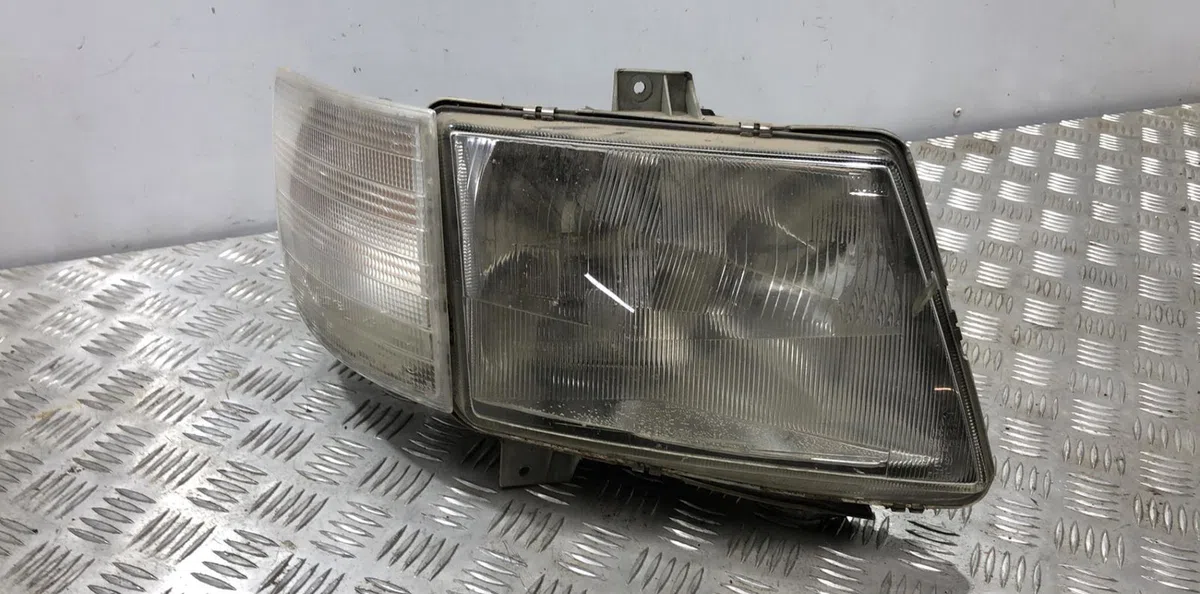Phare droit MERCEDES VITO 638 occasion