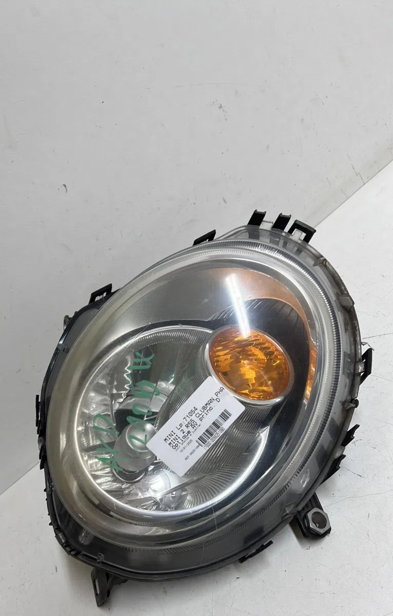 Phare droit Mini MINI CLUBMAN (R55) Cooper d (2007-2010) occasion