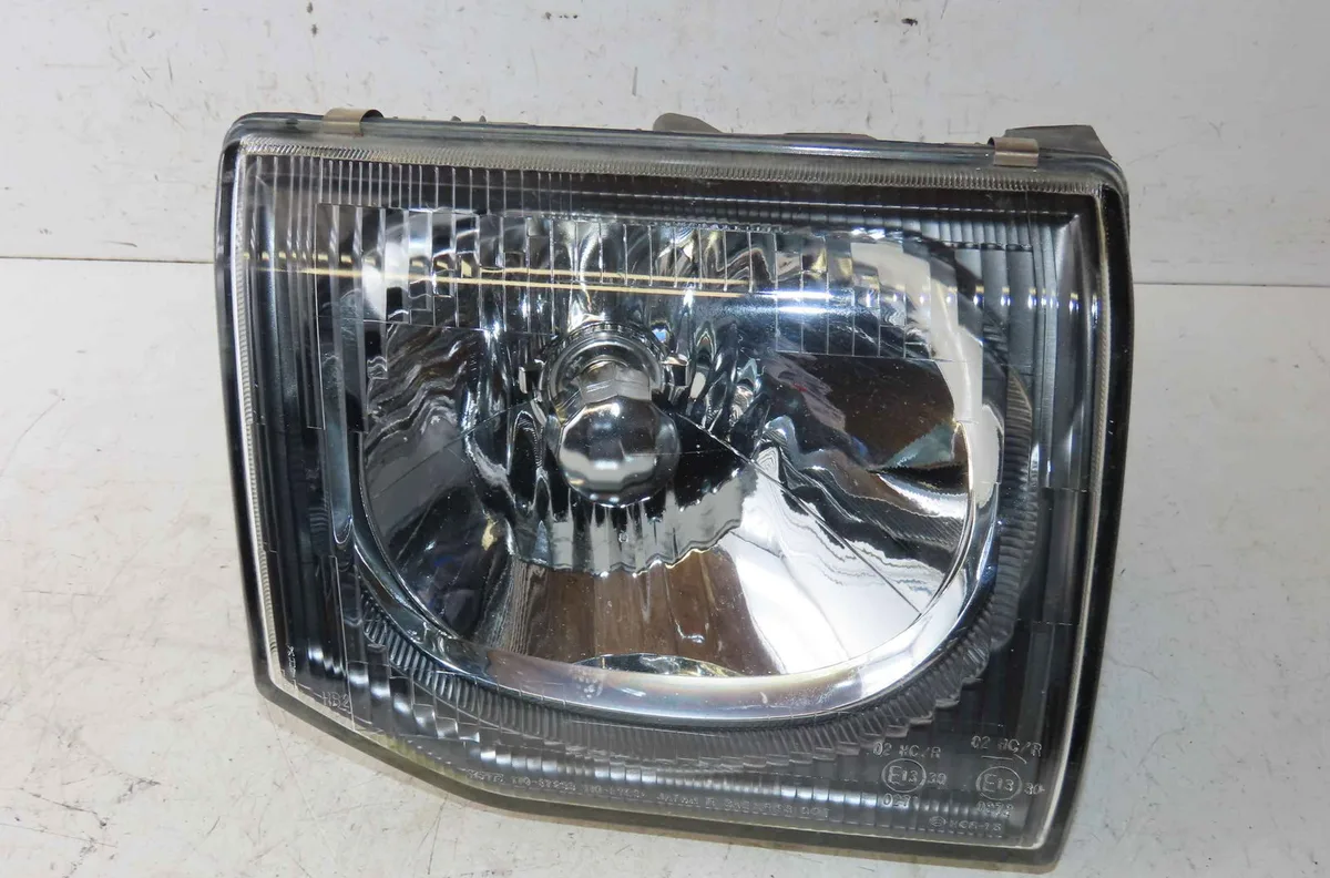 Phare droit MITSUBISHI PAJERO II occasion