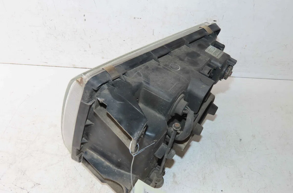 Phare droit MITSUBISHI PAJERO II occasion