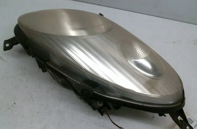 Phare droit Nissan MICRA III (K12) 1.2 16v (2003-2010) occasion
