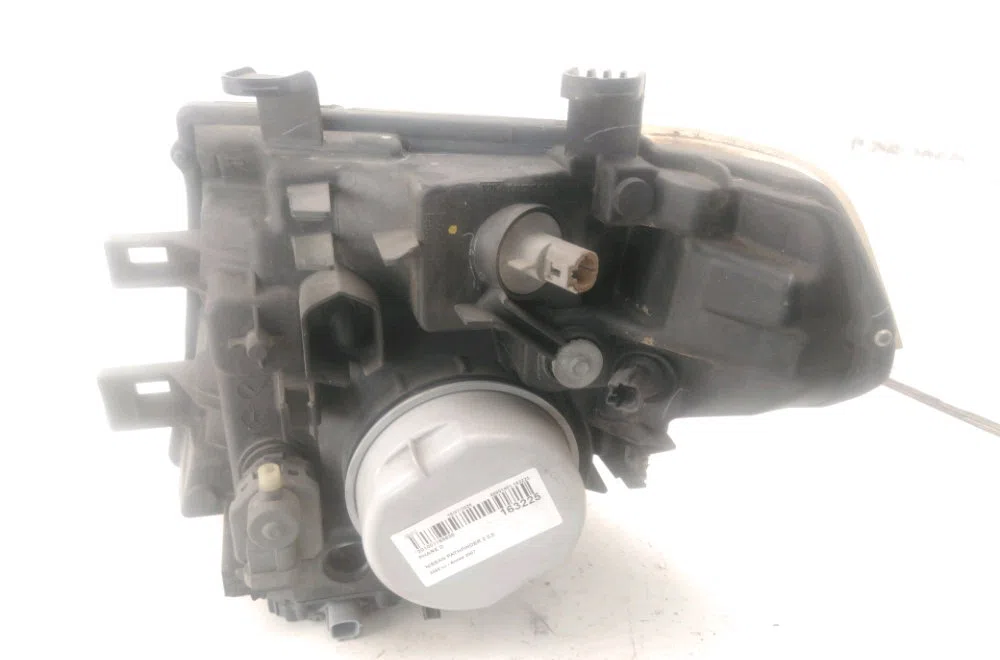 Phare droit Nissan PATHFINDER III (R51) 2.5 dci 4wd (2005) occasion