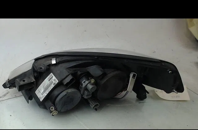 Phare droit Nissan PRIMERA Break (WP12) 1.9 dci (2003) occasion