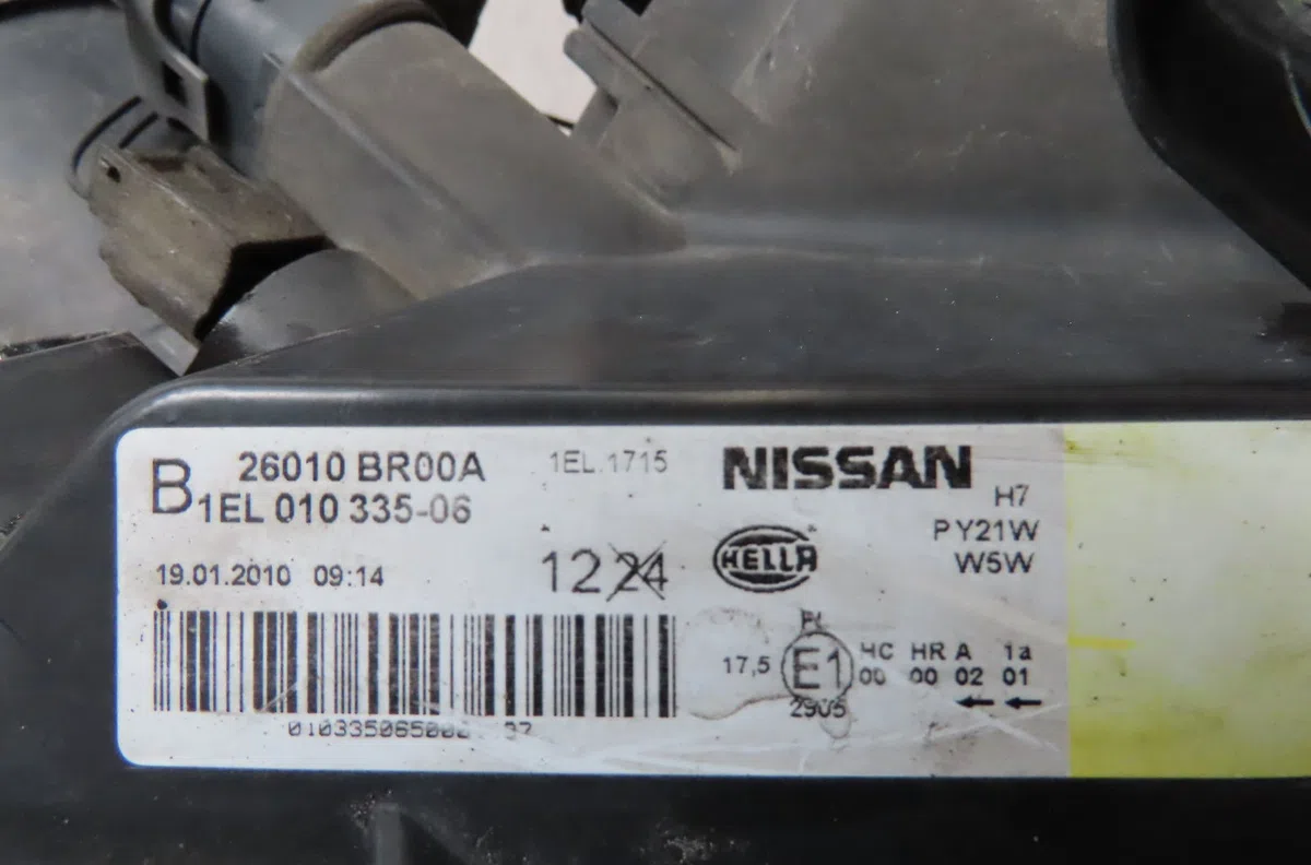 Phare droit Nissan QASHQAI II SUV (J11, J11_) 1.6 dci (2013) occasion