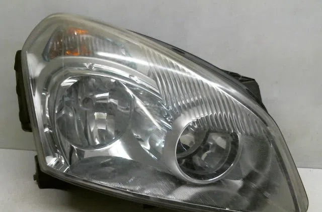 Phare droit Nissan QASHQAI - QASHQAI 2 I (J10, NJ10, JJ10E) 1.5 dci (2010-2013) 5 portes occasion