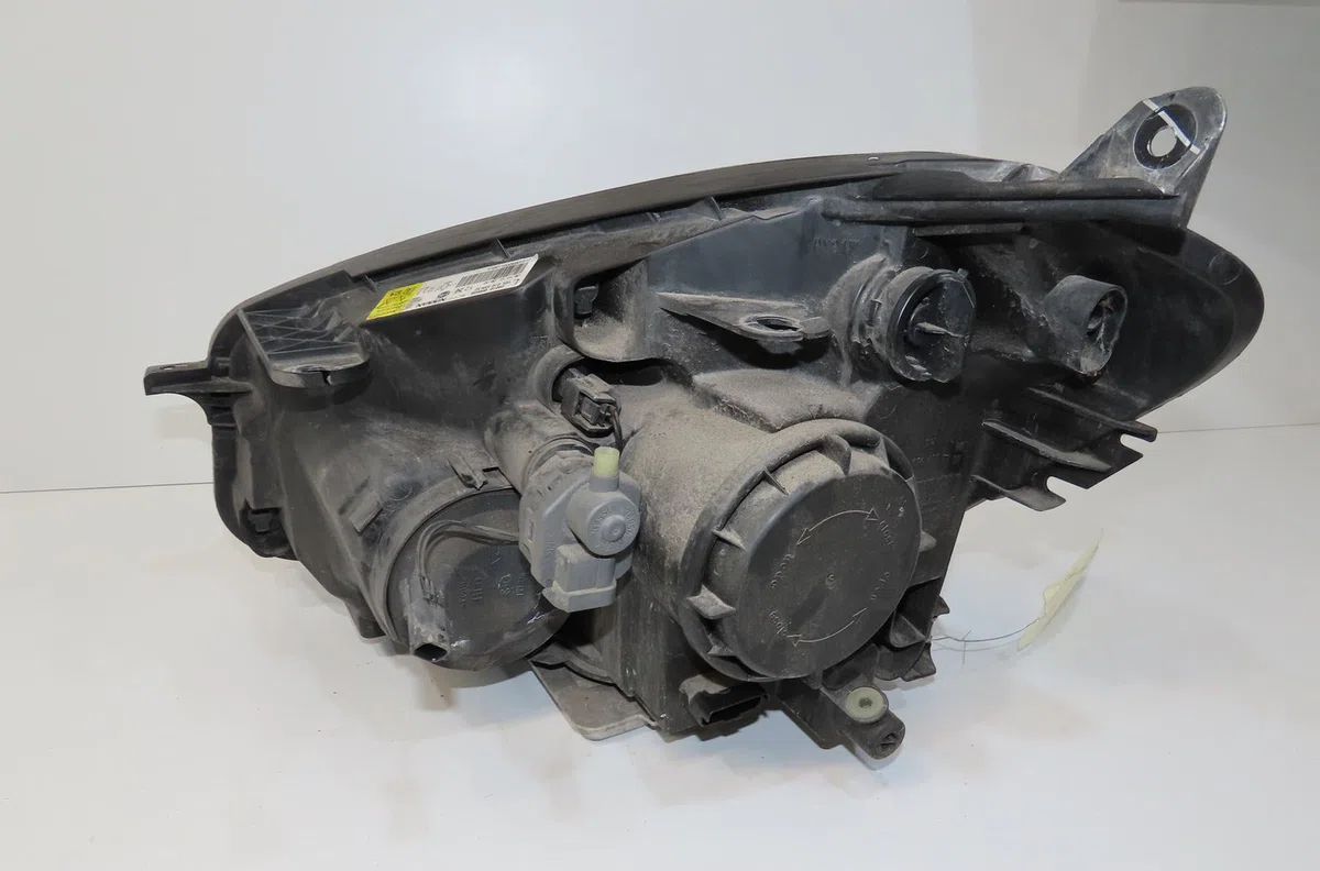 Phare droit Nissan QASHQAI - QASHQAI 2 I (J10, NJ10, JJ10E) 1.6 dci traction intégrale (2011-2013) occasion