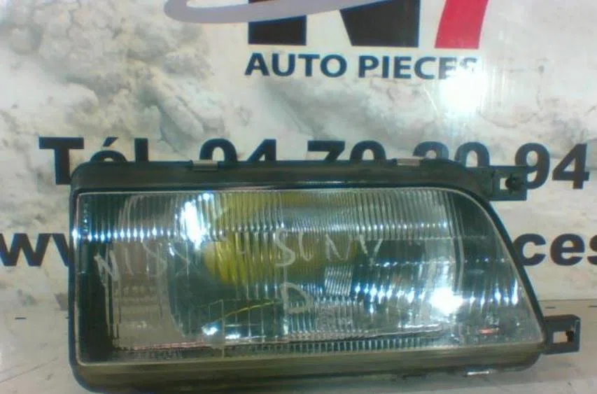 Phare droit NISSAN SUNNY 3 occasion