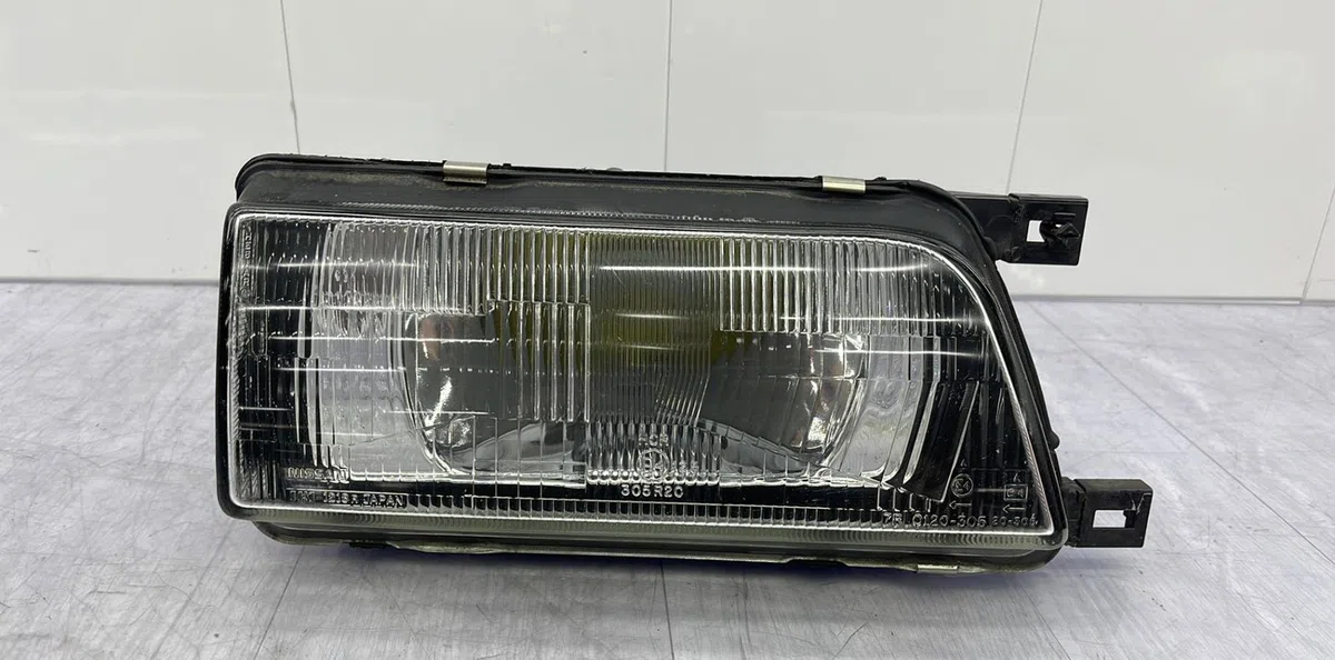 Phare droit NISSAN SUNNY 3 occasion
