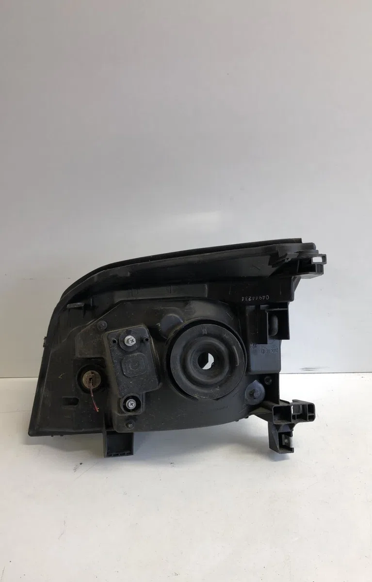 Phare droit Nissan X-TRAIL I (T30) 2.2 di 4x4 (2001-2005) occasion