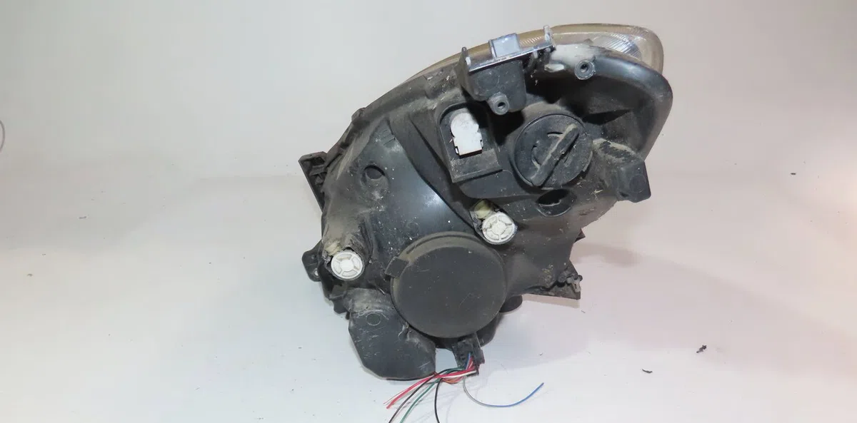 Phare droit Opel AGILA (B) (H08) 1.0 (f68) (2008-2011) occasion