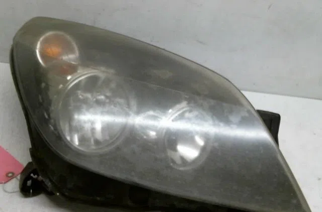 Phare droit Opel ASTRA H GTC (A04) 1.7 cdti (l08) (2005-2010) 3 portes occasion