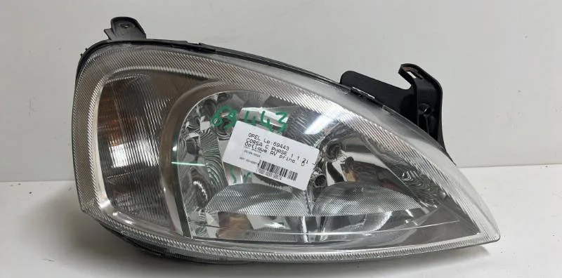 Phare droit Opel CORSA C (X01) 1.2 (f08, f68) (2000-2009) occasion